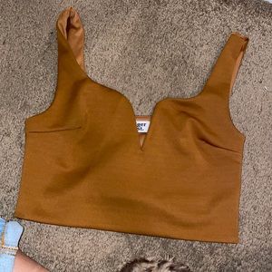 Crop top